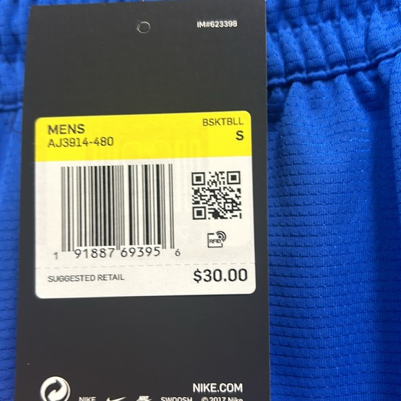 NWT Mens Nike basketball shorts size small - Picture 2 of 3